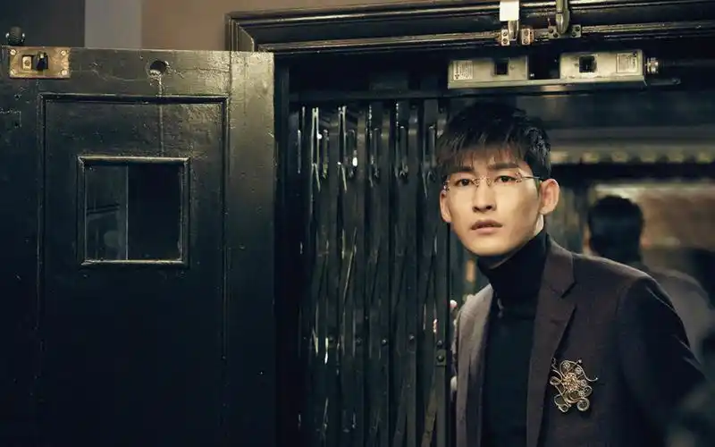 张翰儒雅复古风冬日写真图片桌面壁纸