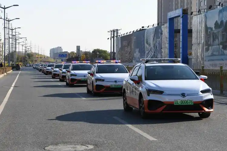 市交通运输局举行执法车辆配发仪式将执法装备升级转化为执法能力提升