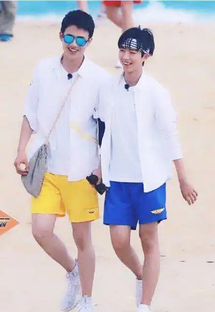 刘昊然王俊凯吴磊神仙级别同框网友实名制羡慕周冬雨