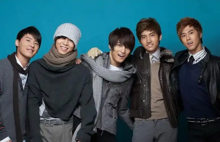 求东方神起的一张图片