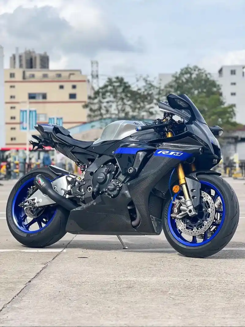 车型:23年雅马哈r1m 公里:5843公里 简介