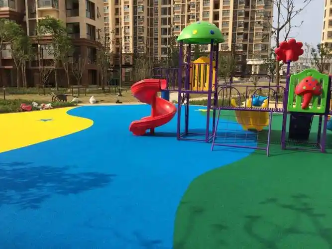 贵港平南epdm学校球场跑道室外塑胶跑道来电咨询可寄样板