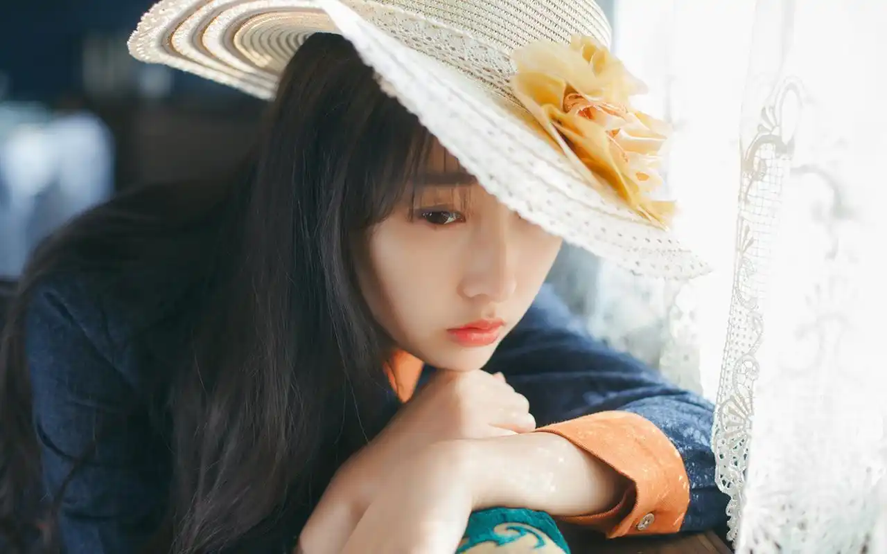 文艺清新气质美女高清宽屏壁纸