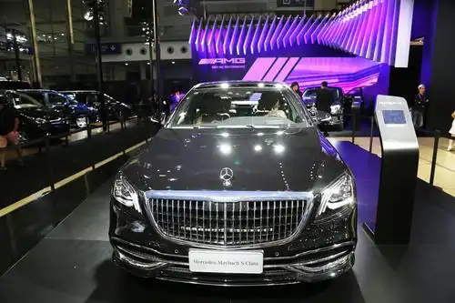 最贵奔驰轿车梅赛德斯迈巴赫s级亮相深圳十一国际车展