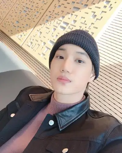 "唯一"的电台开始上班了 kai&suho贡献神仙级别自拍