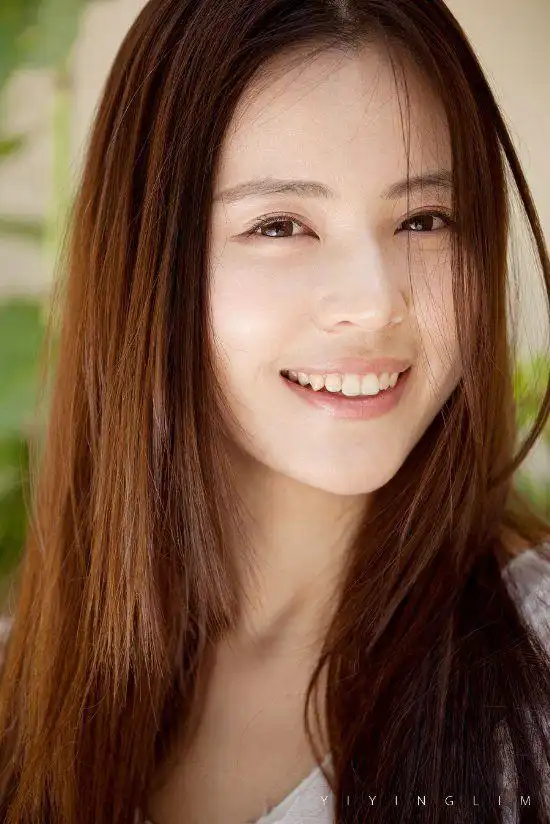 美女微笑图片 治愈有爱微笑图片96|唯美微笑图片无水印_一图一话