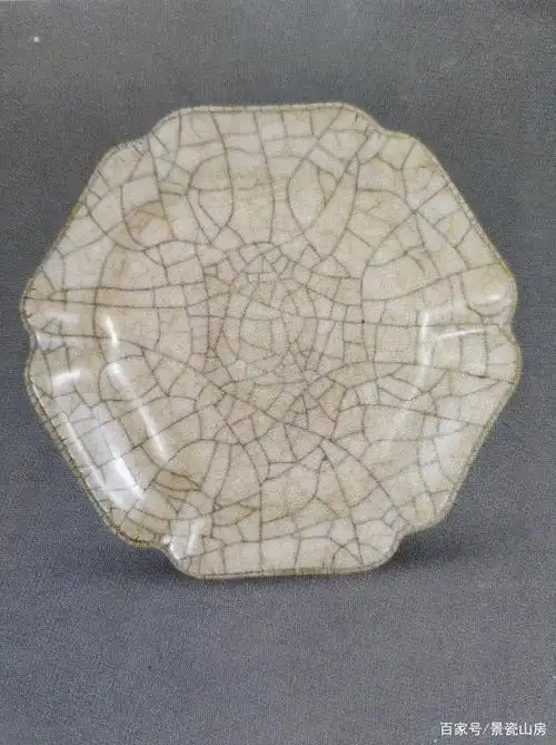 宋代哥窑的金丝铁线,是啥样的?