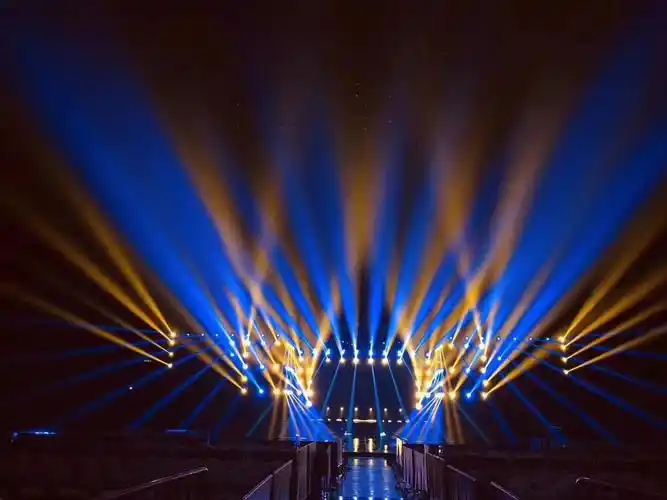 为什么光束灯在演出市场十年经久不衰