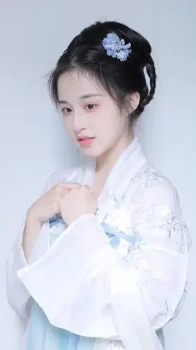 可爱甜美古风少女