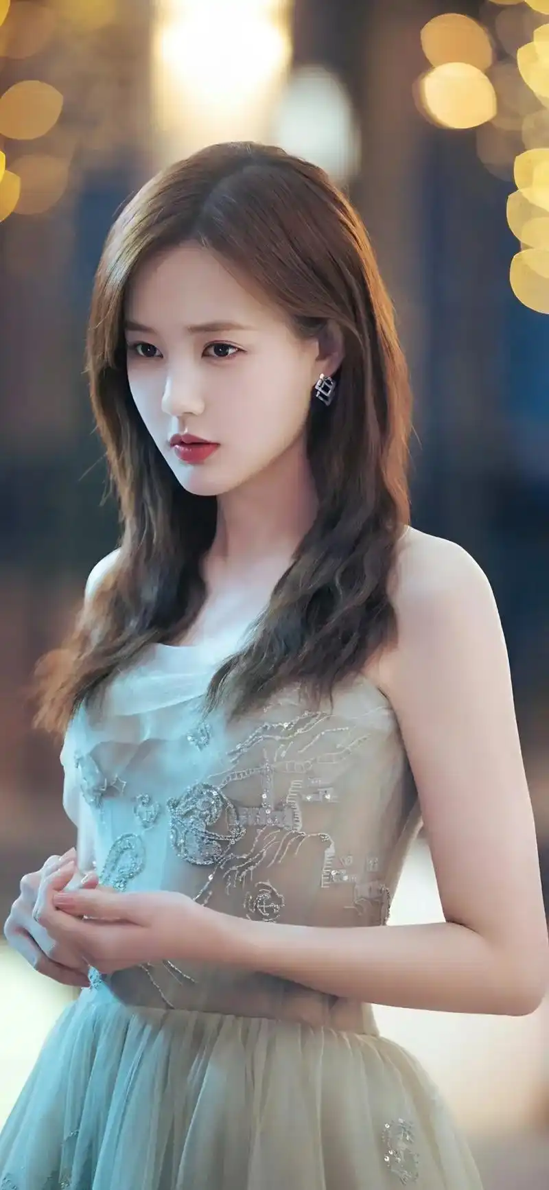 李一桐#甜美女孩 #美出高级感 #笑容最治愈的女孩 #美图分 - 抖音