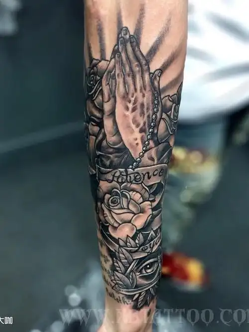 祈祷之手_纹身图案手稿图片_潘文帮的纹身作品集