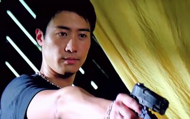 黎明:有枪在手我就是神