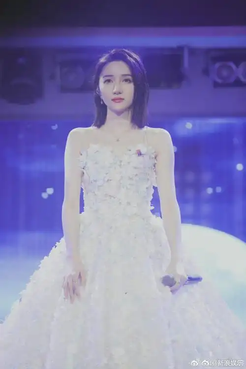 陆婷怀孕##陆婷宣布结婚怀孕