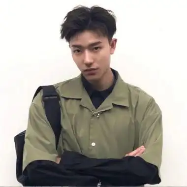 头像2022最新款男生真人图片