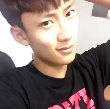 【图】变形计赵瑛昊个人资料出炉 快手男神吸引无数粉丝