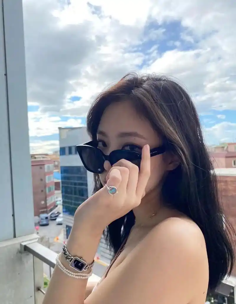 blackpink～lisa吐舌头太可爱啦!#神仙颜 - 抖音