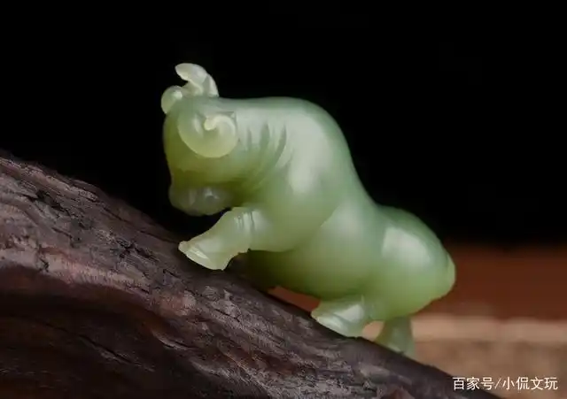 这种动物做成玉雕佩戴,不仅寓意着无尽的财富,连股市都会上涨!