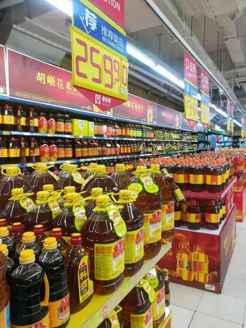潍百集团(佳乐家四平店)-"上次去的佳乐家有卖炸蚂蚱的,来这家店没有.