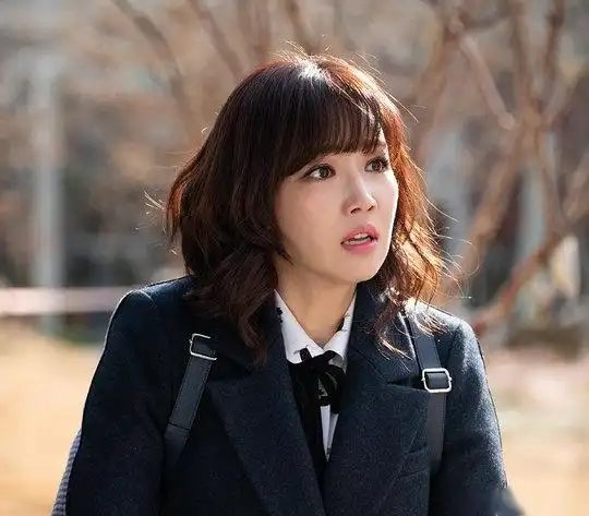 mbc新水木剧《春天来了,春天》李宥利,严智苑剧照公开.