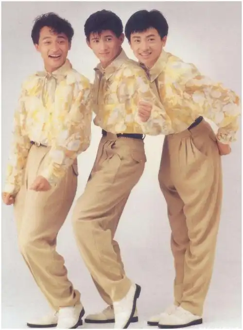 回顾刘诗诗嫁大17岁吴奇隆婚后八年有幸福也有泪水