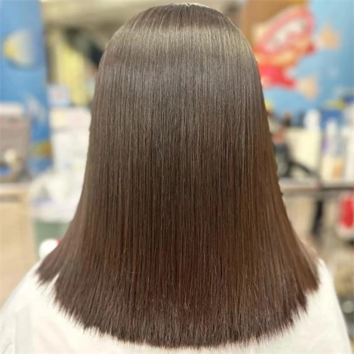 免打理中长发直发 仙气飘逸梦幻减龄_直发发型 - 美发站