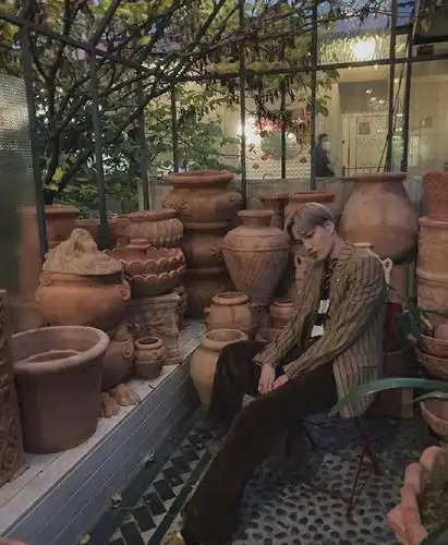 exo金钟仁今日份ins更新,浓郁的秋日男子氛围