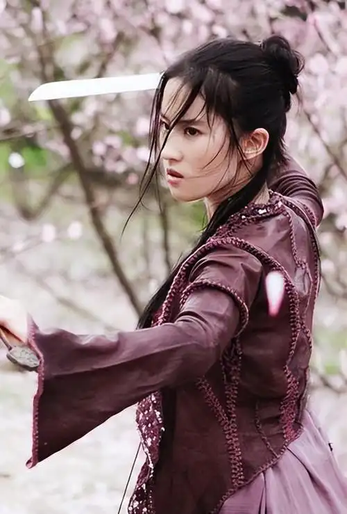 刘亦菲美国国籍,却被中国外交部公开点赞:她是真正的中华儿女