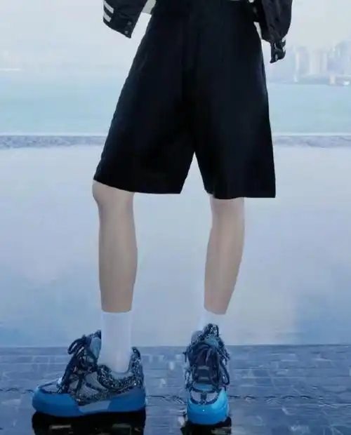 张真源超话  来欣赏爱酱的雕塑美小腿78  21566汀到了嘛  @时代