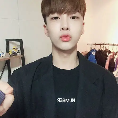 韩国小鲜肉真实帅哥照片 帅哥头像无水印(5)