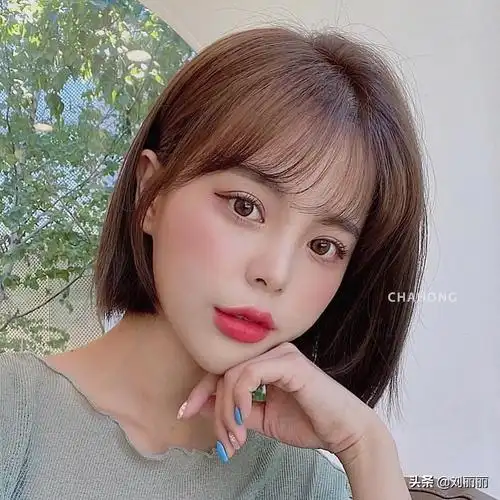 烫发女中长发2021(推荐21款最火的中长发发型)