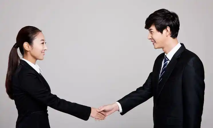握手礼 | 友好沟通的开始