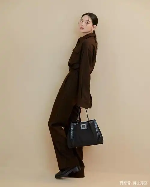 韩国女演员吴涟序:独具一格的私服合集