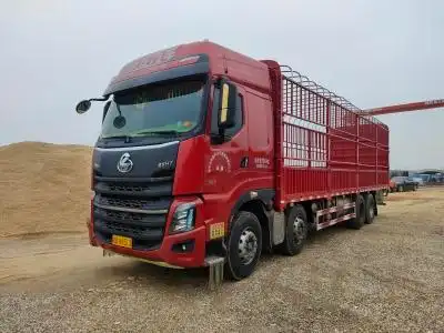 4米 载货车 10.338l 420马力 国五 手动挡 3.7 整车13.285吨 载重17.