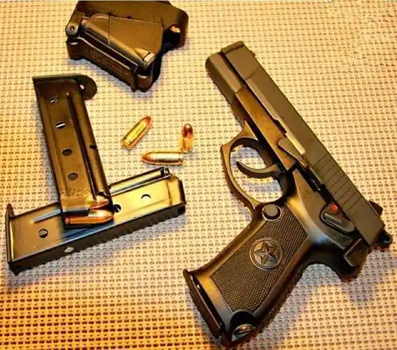 你让我哪敢上战场——广受诟病的国产92手枪,军版 警版优劣差