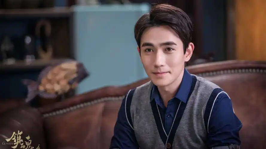 镇魂朱一龙桌面壁纸