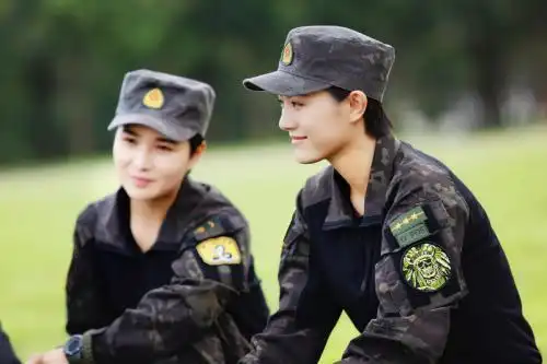 功夫战警剧情跌宕起伏 观众感叹有那味儿