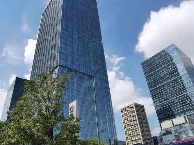 近地铁口 随时看房,广州黄埔科学城绿地中央广场(办公)写字楼出租