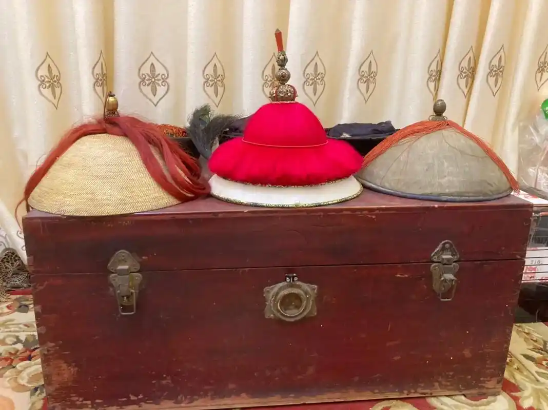 清代官帽真品展示,老物件,非影视道具 - 抖音