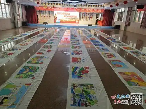 吉师附小学生画百米长卷献礼建党100周年图