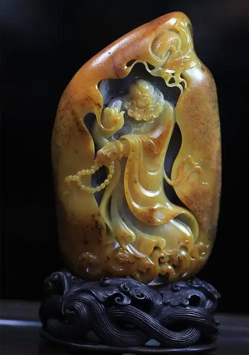 雕玉图案(人,兽图)