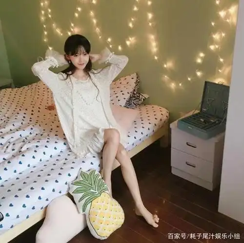 半藏森林"纯欲风"写真,这谁能顶得住啊!