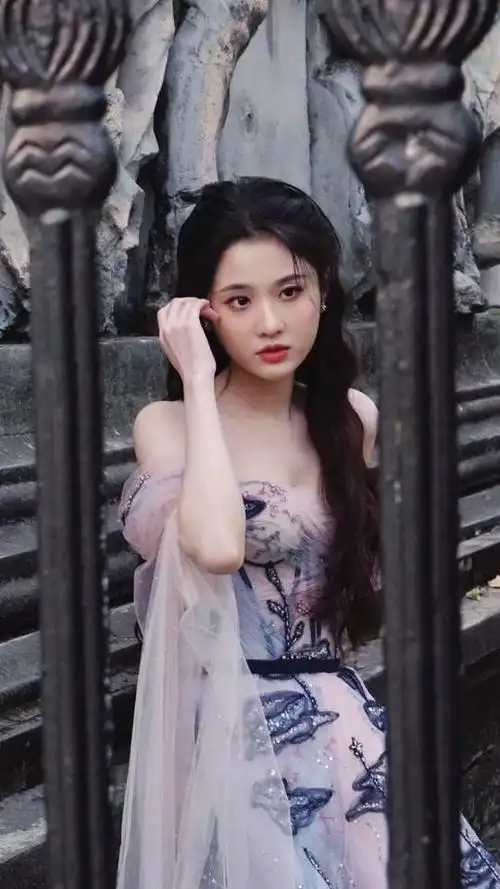 张慧雯wen_张慧雯wen个人资料_张慧雯wen直播间_18183kol_18183网红站