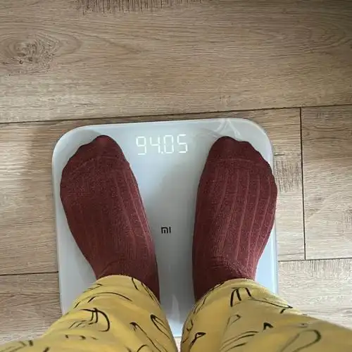 初始空腹体重一天喝2500ml白开水今天步行12000步