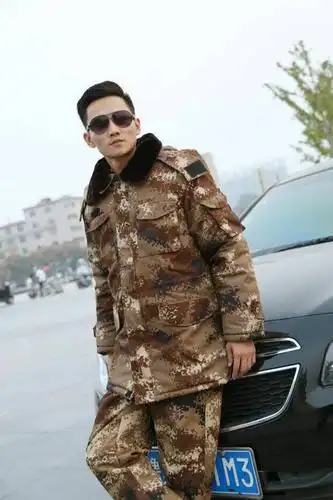 这种大衣在部队多少钱正品的