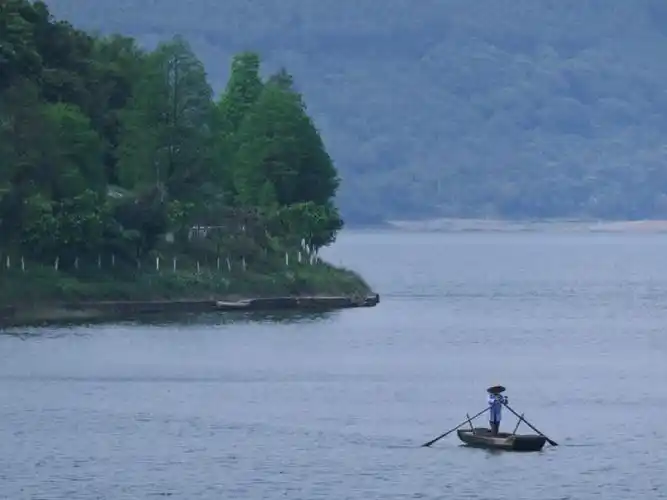 大王滩水库船夫