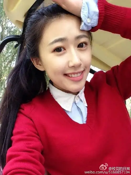 人大校花康逸琨晒新发型 自诩永远18岁