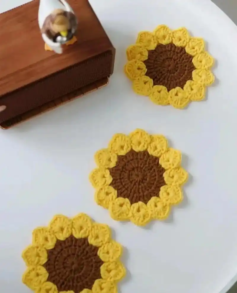 向日葵杯垫图解#手工杯垫编织 #钩针基础教程 #钩花杯垫教程 - 抖音