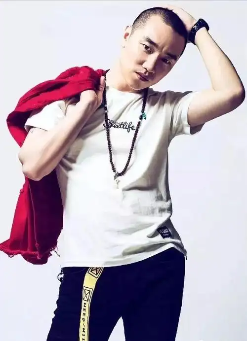 春晚歌手王琪个人资料1992 王琪歌手个人资料