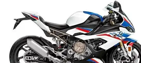 宝马s1000rr是一款超级摩托车,首款车型发布于2009年,当时被认为是