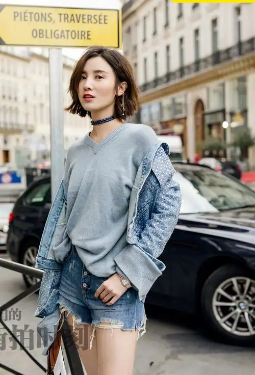 演员小宋佳没有大红大紫,但她的衣品绝对超一流